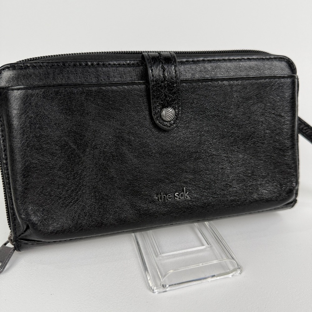 The Sak Black Leather Wristlet‎ Wallet Crossbody Bag With Strap